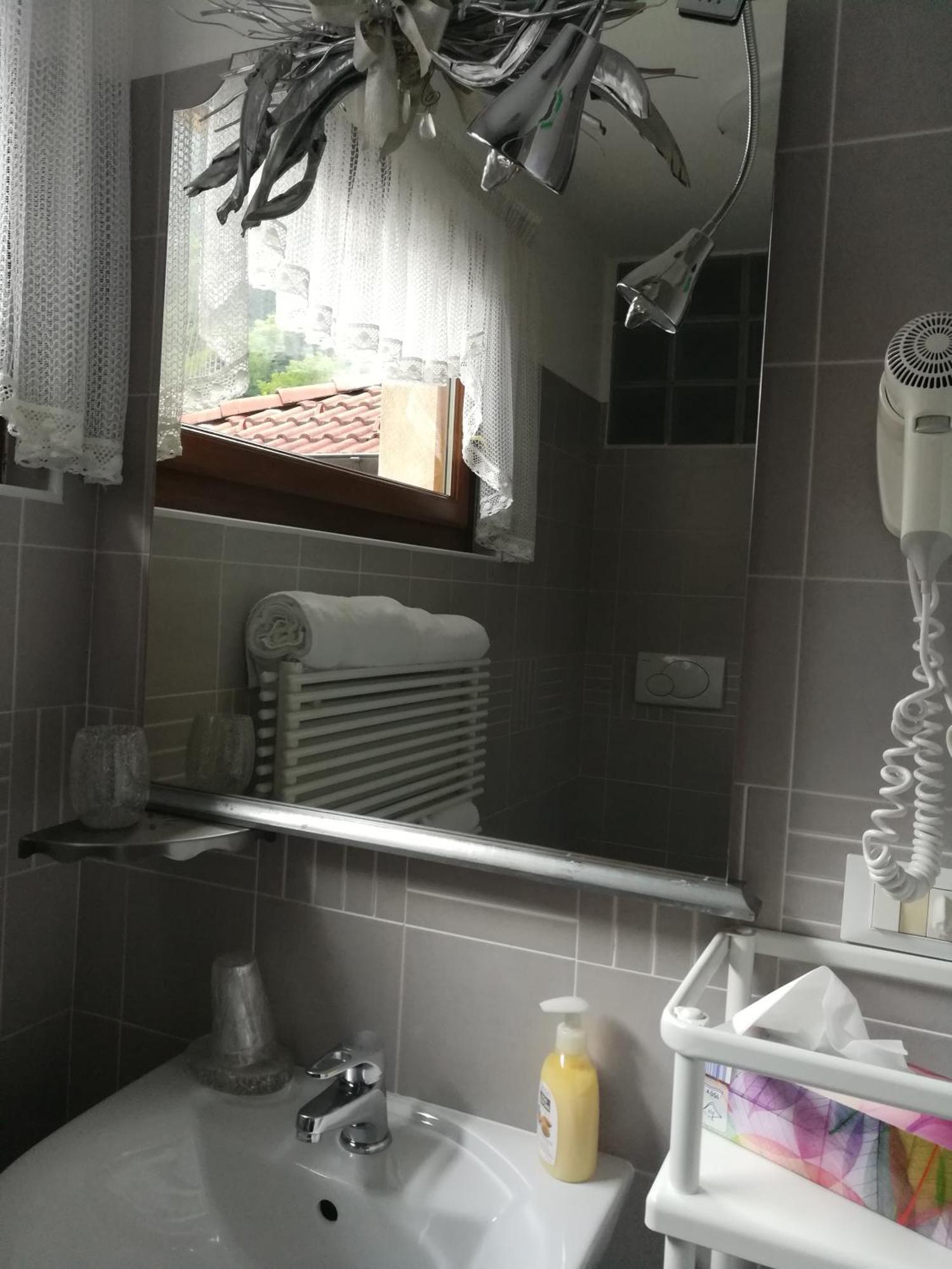 B&B Oltra Lamon Ngoại thất bức ảnh